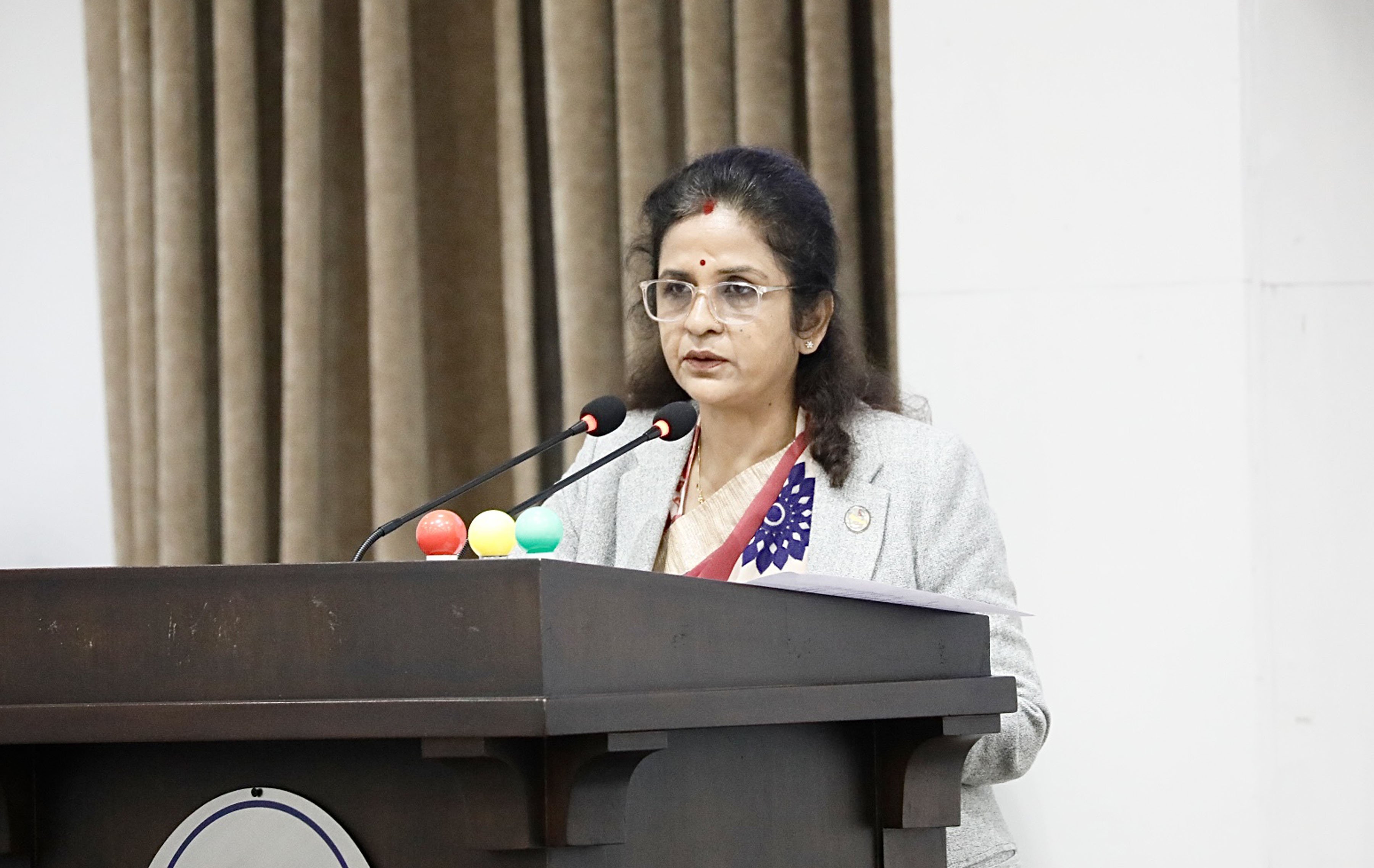 ‘उद्योगीहरूलाई पाता फर्काउनुपर्ने’ भन्ने उद्योग मन्त्रीले दिइन् राजीनामा
