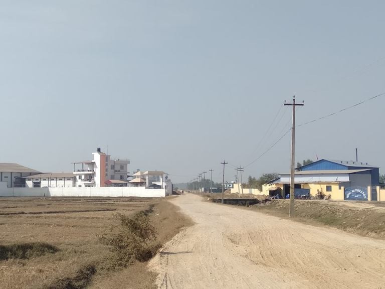 सडक सञ्जालले जोडिदै गँउबस्ती