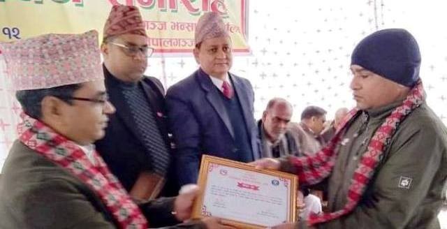 उत्कृष्ट आयात, निर्यातकर्ता सम्मानित