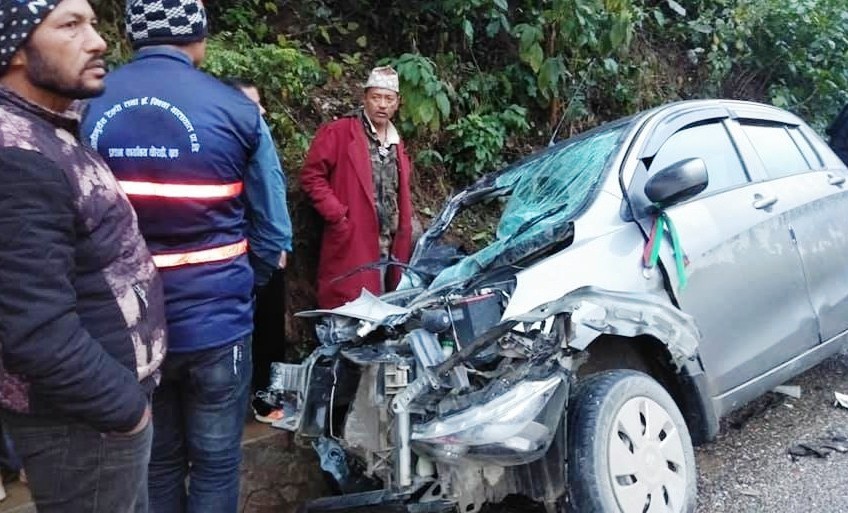 दाङ दुर्घटनामा एकको मृत्यु, सांसद ओली सहित १४ घाइते