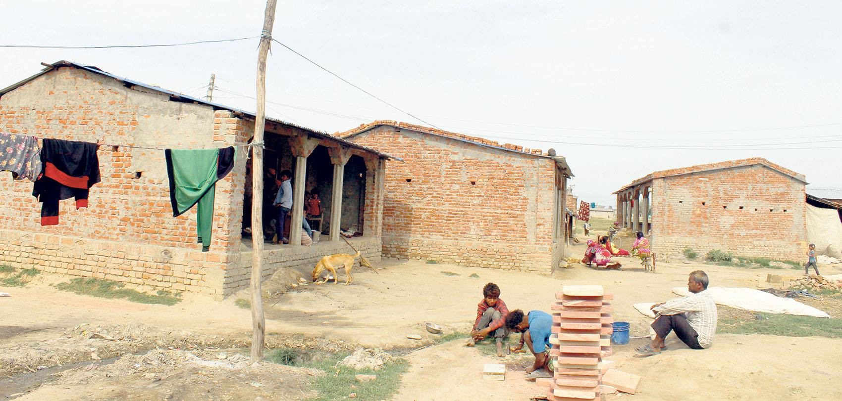 जनता आवस कार्यक्रम अलपत्र