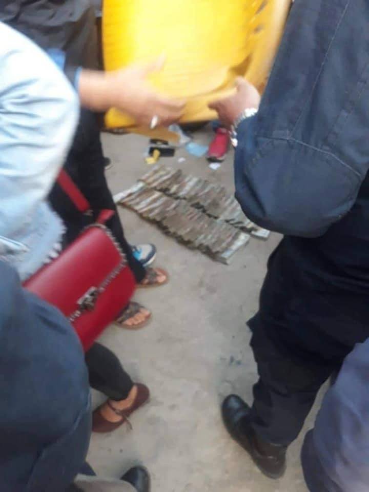 साढे ३५ लाख नगदसहित दुई पक्राउ