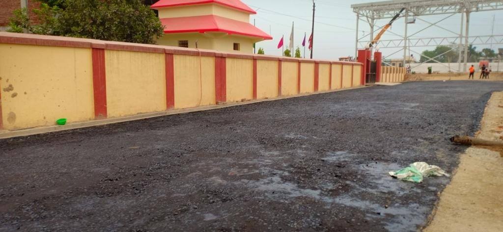 आठौं खेलः धमाधम सडक कालोपत्रे