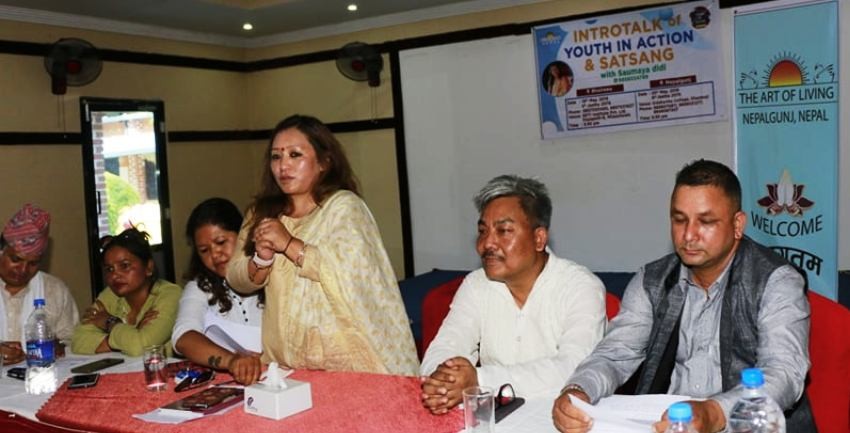 द आर्ट अफ लिभिङ्गको ‘युथ इन एक्सन’ हुदै