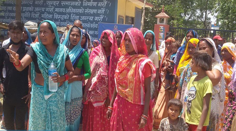 सहकारी लुट प्रकरण: संस्थामा धर्ना दिदै बचतकर्ता