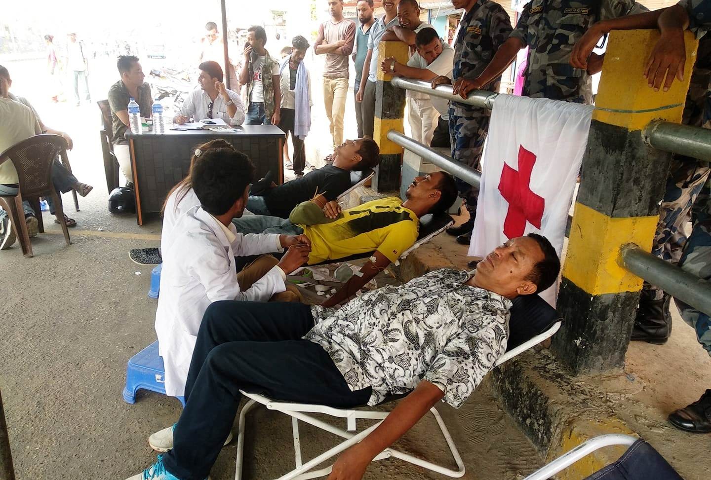 २९ जनाले गरे रक्तदान