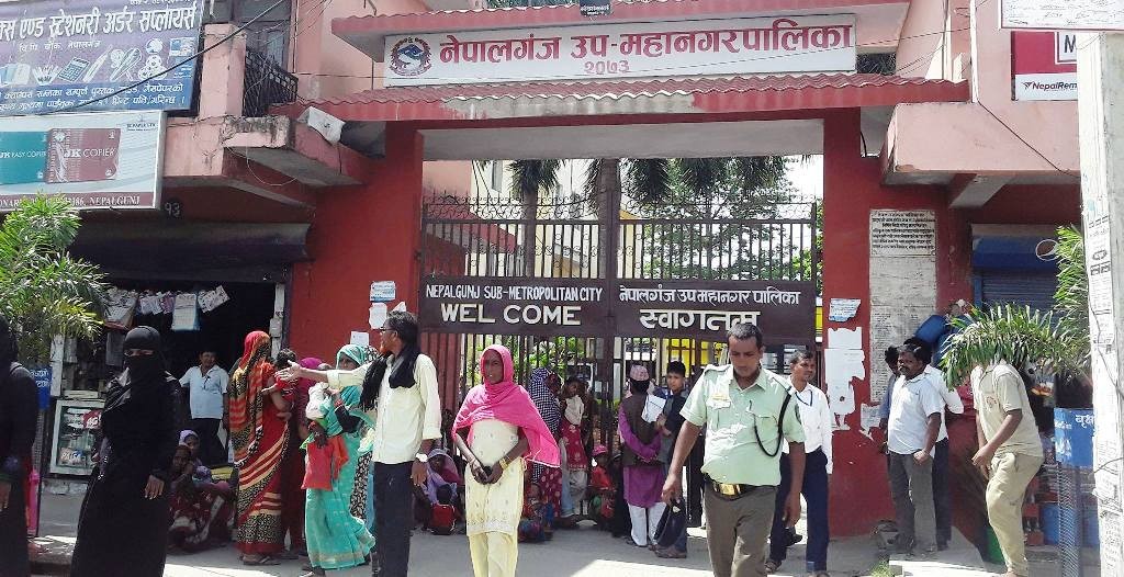 १६ वर्षमै विवाह गर्न पाउँ भन्दै चक्काजाम