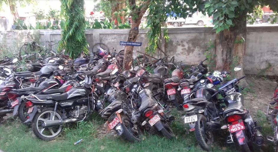 उदासिनताले करिब २ करोडका साधन जीर्ण