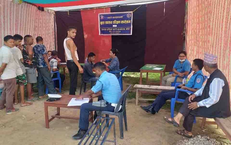 चालक र सहचालकको स्वास्थ्य परीक्षण