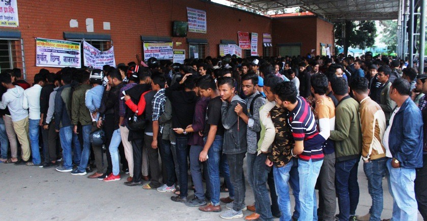 अग्रिम टिकट बुकिङ्ग खुल्यो, २५ लाखले काठमाण्डौं छाड्दै