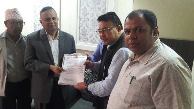 पर्यटन विकासको माग गर्दै मुख्यमन्त्रीलाई ज्ञापनपत्र