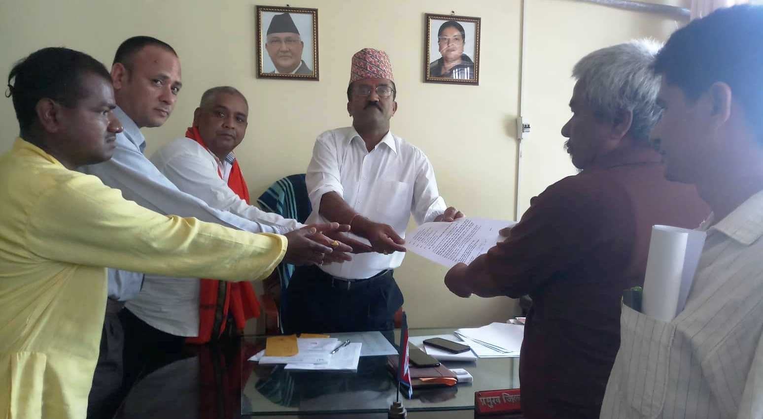 ‘गाई मर्दा बोल्ने मन्त्री राई, गाई काट्दा किन मौन रहे’