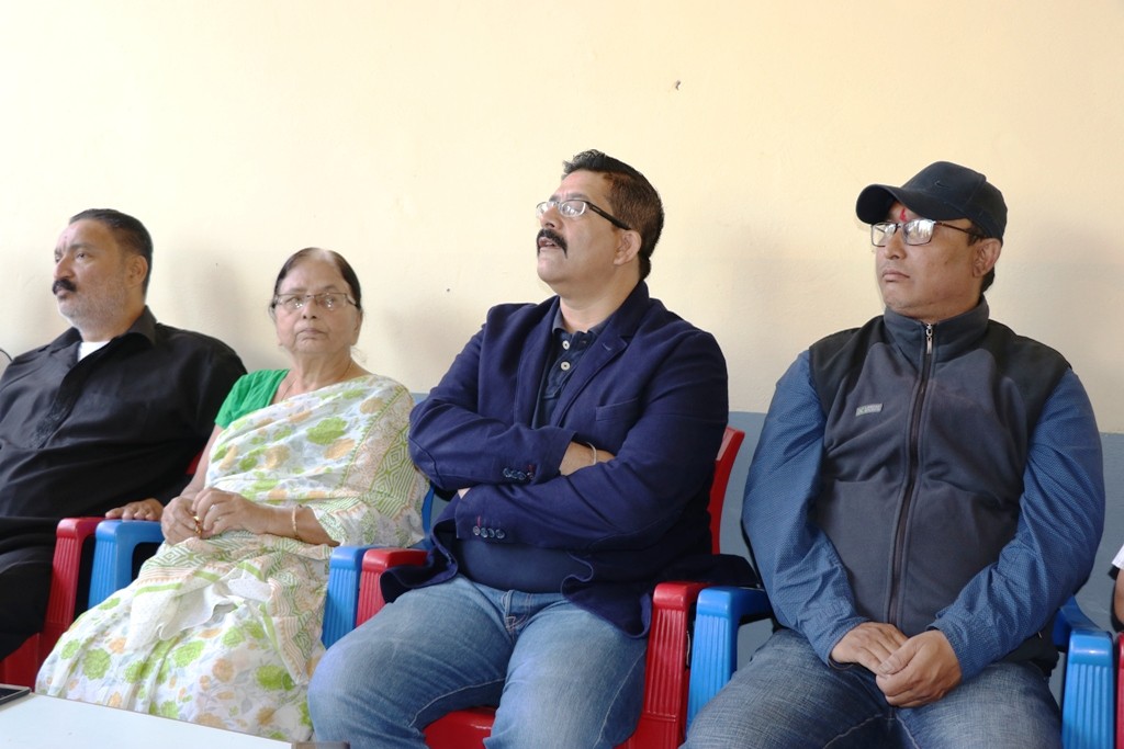 बाँके प्रहरीलाई सांसद राठौरको चेतावनी