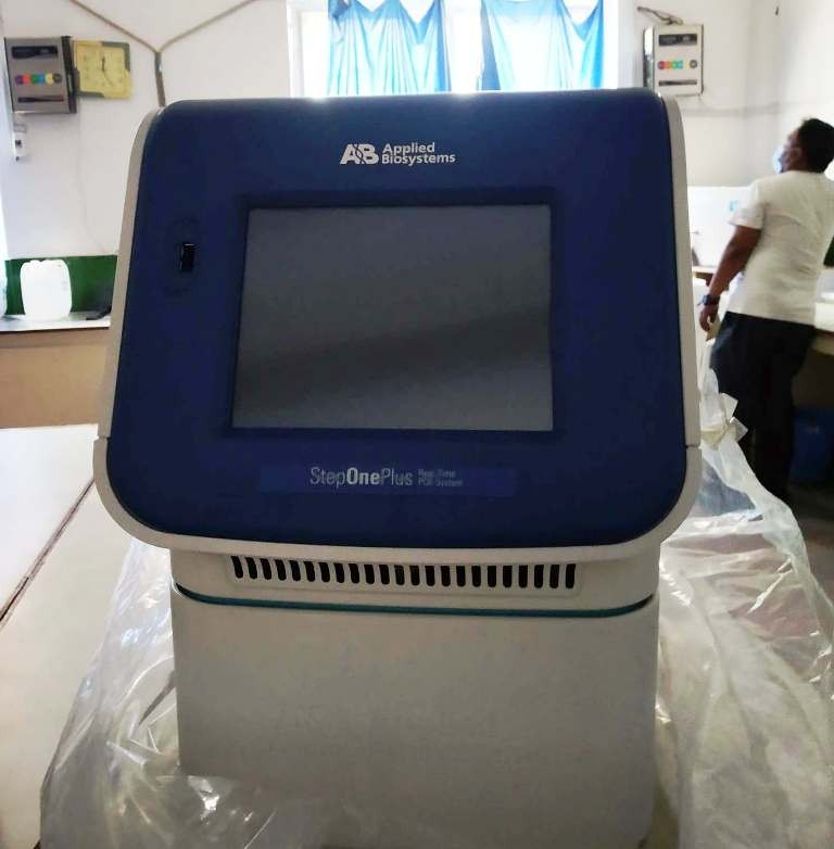 सरकारको भर पर्दा जोखिम बढेपछि बझाङका स्थानीय तह मिलेर पीसिआर मेशिन खरिद गर्दै