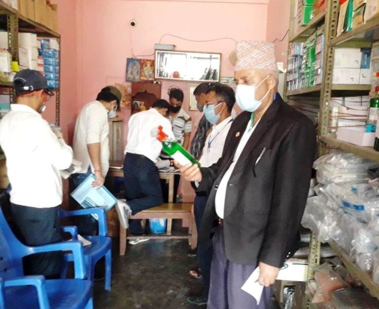 बढी मुनाफा लिने लाईफ केयर सर्जिकललाई २ लाख जरिवाना