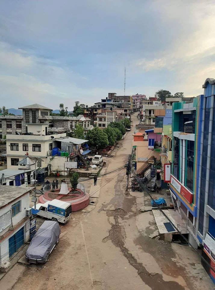 कुरूप बन्दै दैलेखको मुख्य सडक