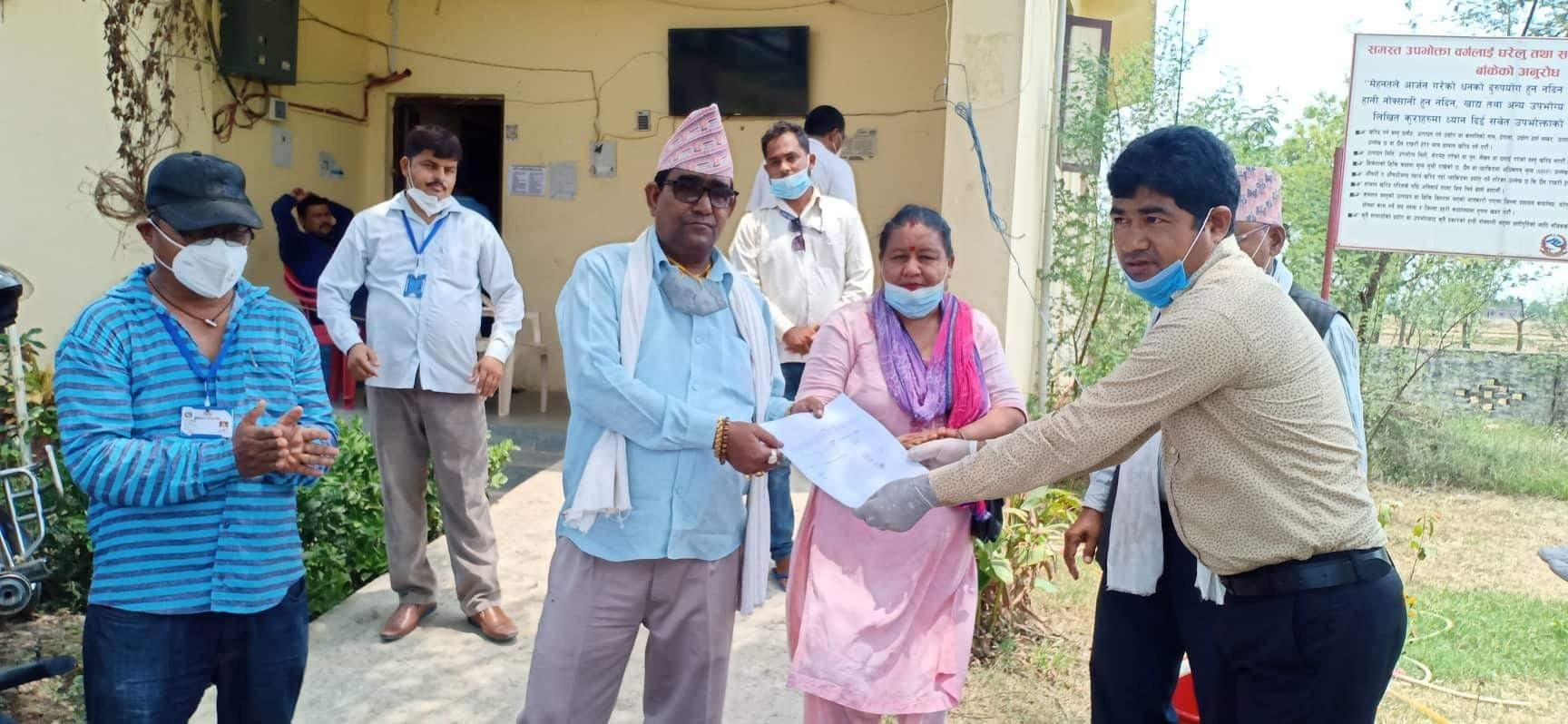 जानकीलाई स्वास्थ्य सामग्री प्रदान