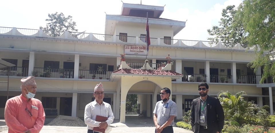 उच्च अदालतद्वारा बाँके जिल्ला अदालतको आदेश बदर