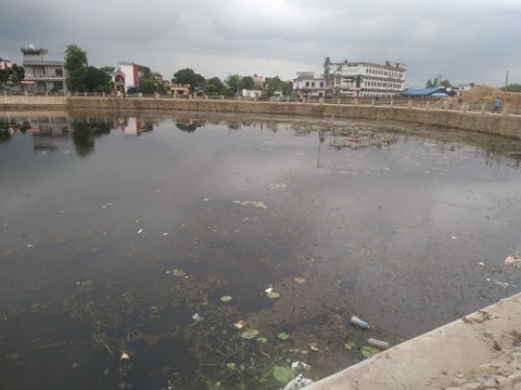 मनमोहक वाटरपार्क दुर्गन्धित बन्दै