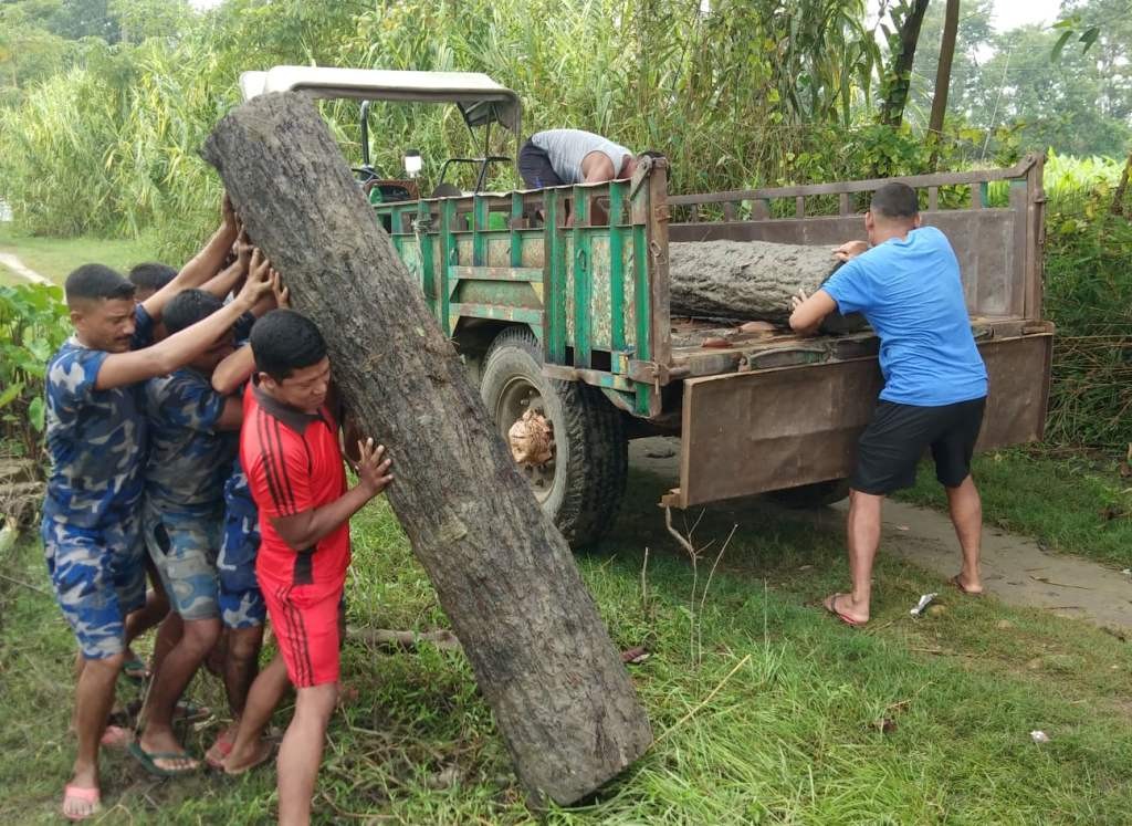 बर्दियामा तस्करी रोक्न शसस्त्रको सक्रियता, लाखौं मूल्यका सामान बरामद