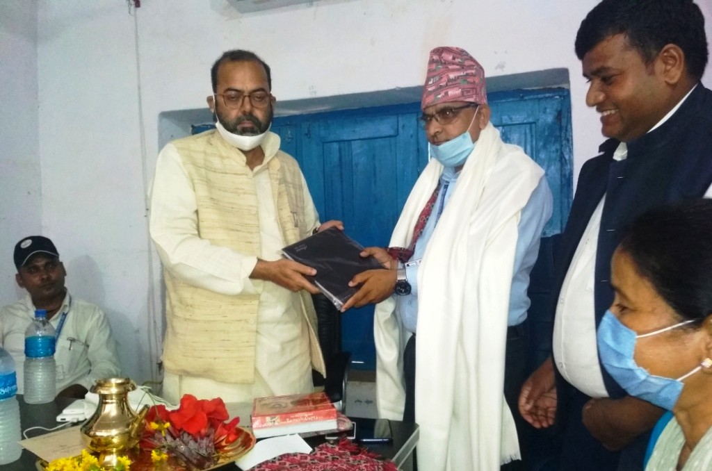 नरैनापुरका प्रमुख प्रशासकीय अधिकृत खरालको विदाई