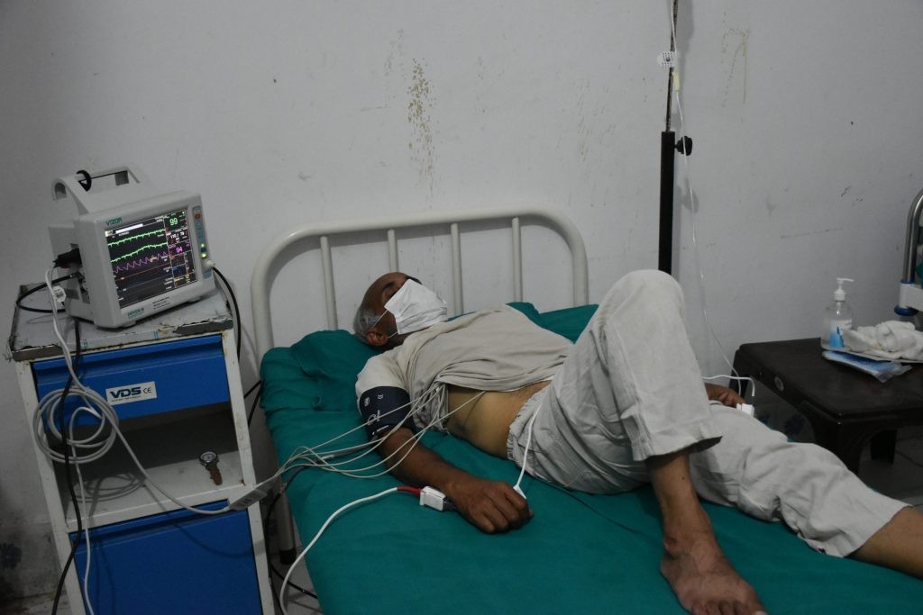 काठमाण्डौं जान नेपालगन्ज आइपुगेका डाक्टर केसी भेरी अस्पतालमा भर्ना