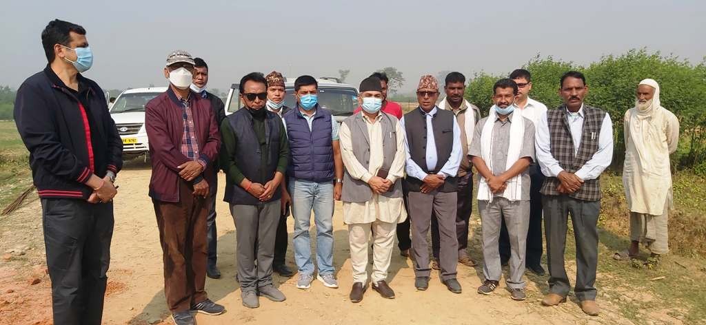 उद्योग मन्त्रालयको टोलीद्वारा खजुराको औद्योगिक ग्राम अवलोकन