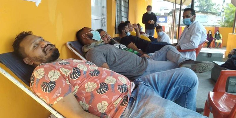 ६३ जनाले रक्तदान गरे