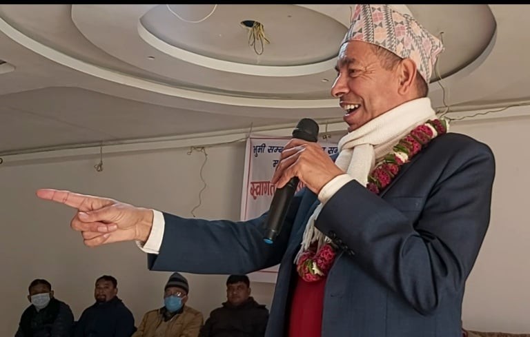 अब सुकुम्बासीको घरमै पुर्जा : ज्ञवाली