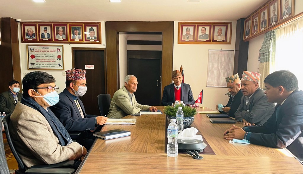 अर्थमन्त्री पौडेलद्वारा बीमा क्षेत्रका समस्या समाधान गर्न निर्देशन