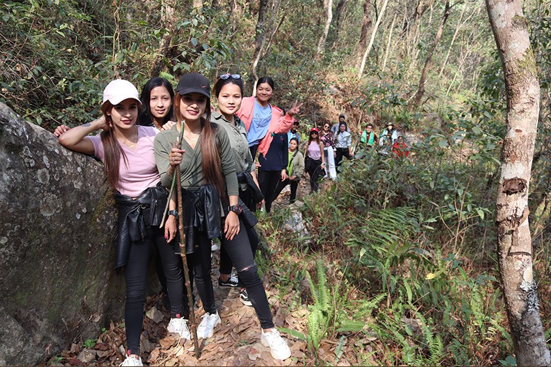 थलिएको पर्यटन उठाउन पर्यटकीय गाउँमा ‘हाइकिङ’