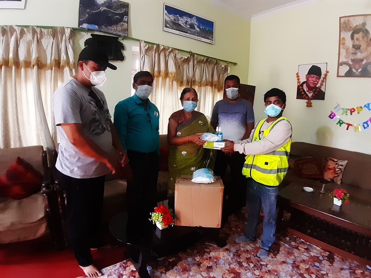 बाँके काँग्रेसले दियो पत्रकारलाई स्वास्थ्य सामाग्री