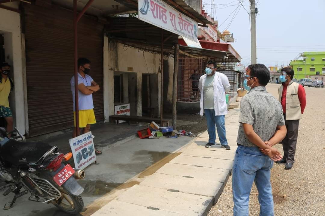 बर्दियामा घरदैलोमै पुगेर स्वास्थ्य परामर्श प्रदान