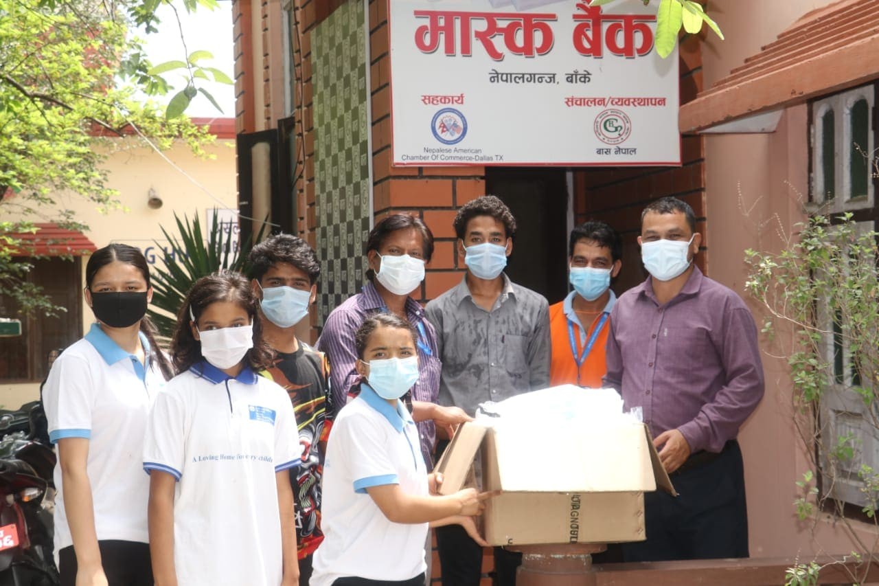 एसओएस दिवसमा स्वास्थ्य सामाग्री सहयोग