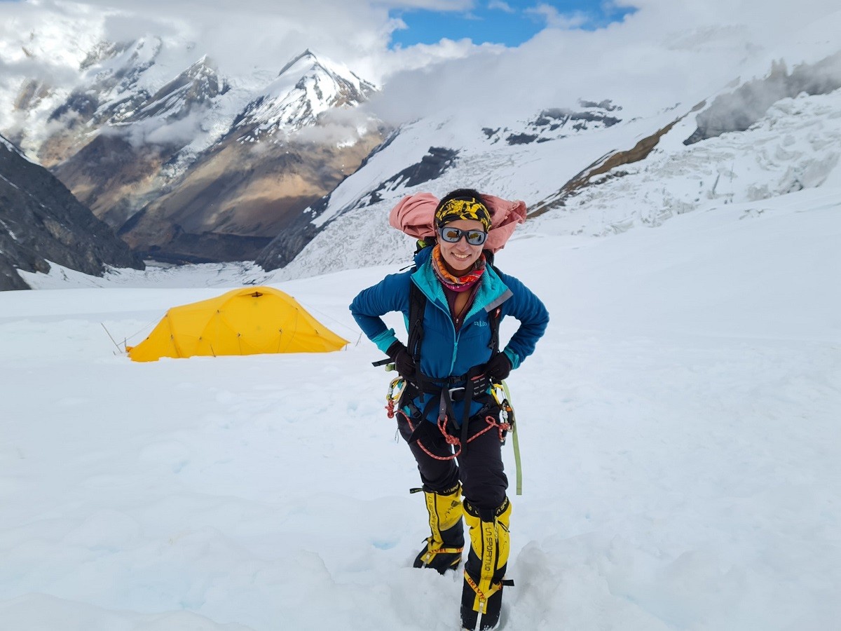 पूर्णिमा श्रेष्ठसहित २० जनाले चढे धवलागिरि हिमाल