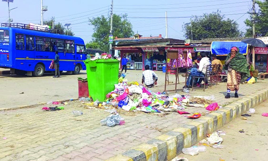 नगरमा फोहर थुप्रिएपछि डम्पिङ्ग क्षेत्र खोज्दै कोहलपुर