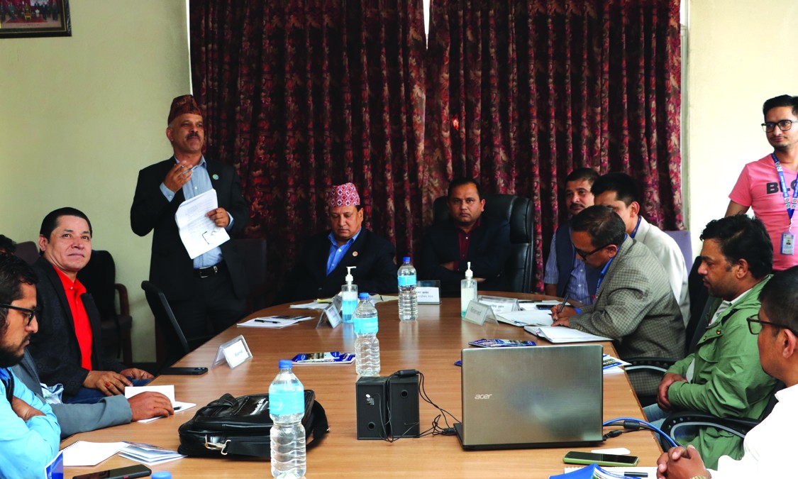 पत्रकार धमलालाई काउन्सिलले कारबाही गर्दै आचारसंहिता घोकायो