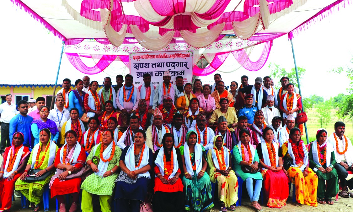खजुराका जनप्रतिनिधिले लिए सपथ