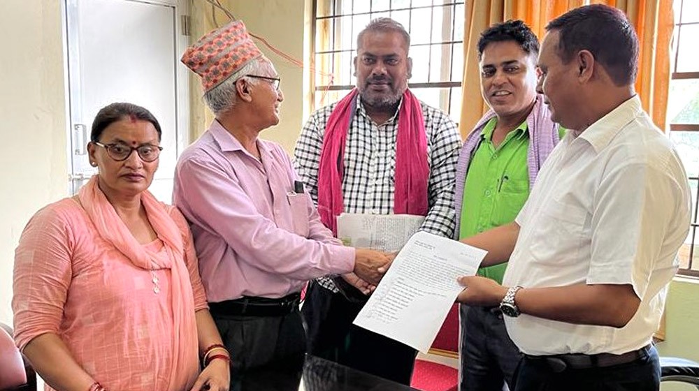 सेवाग्राहीलाई खानेपानीको व्यवस्था गर्न माग