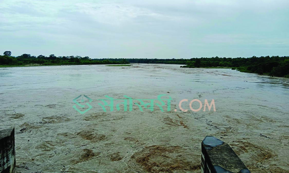 राप्ती नदीले खतराको तह पार गर्‍यो, तटीय क्षेत्रमा डुवानको खतरा