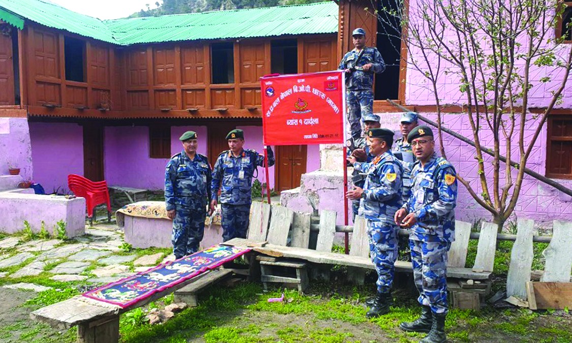 अध्यारोमा रात बिताउँदै तिङ्कर प्रहरी