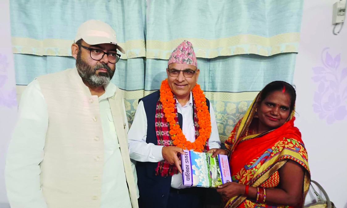 नरैनापुरको प्रमुख प्रशासकीय अधिकृतमा खराल