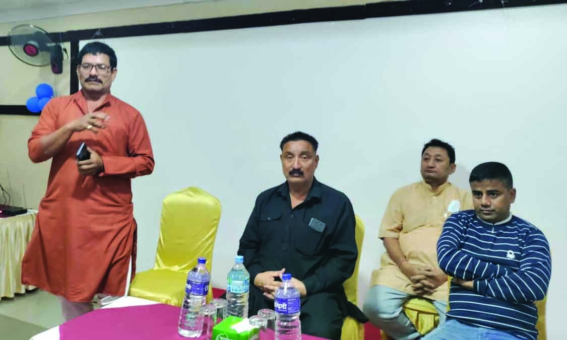 जनताको सेवा गर्न राजनीति गरेको हुँ, दिग्भ्रमित नहुनुस् : राठौर