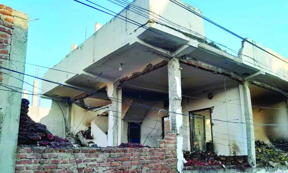 नेपालगन्जको चुरा गोदाममा आगलागी : सालाको मृत्यु, भिनाजु घाईते