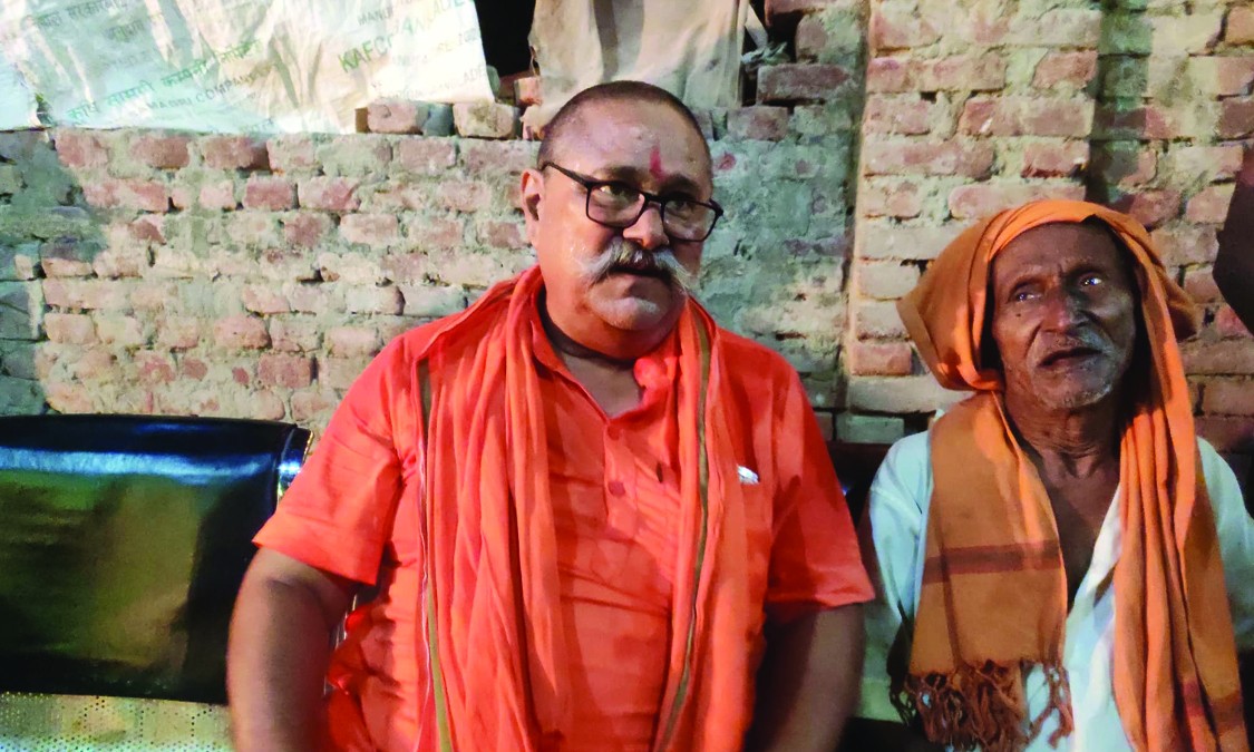 अर्ना चुनाव चिन्हमा हिन्दु एकताको नारा लिएर घरघरमा दिवाकर