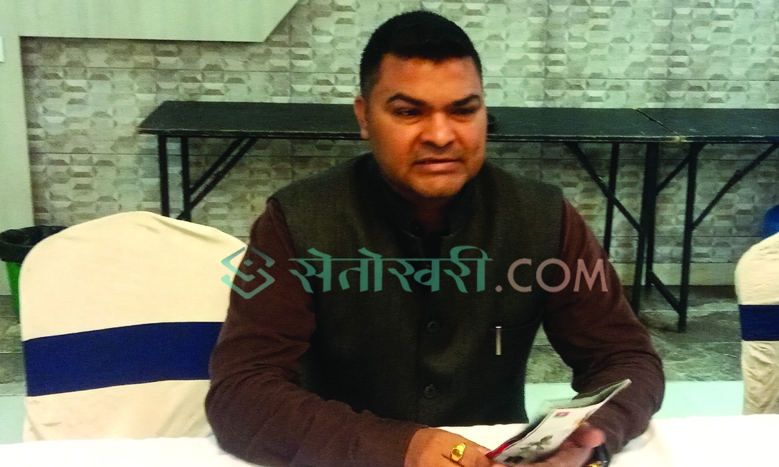 मतदाता प्रभावित पार्न इस्तियाक राईले झुटो प्रचार गरेको दीपक बर्माको आरोप