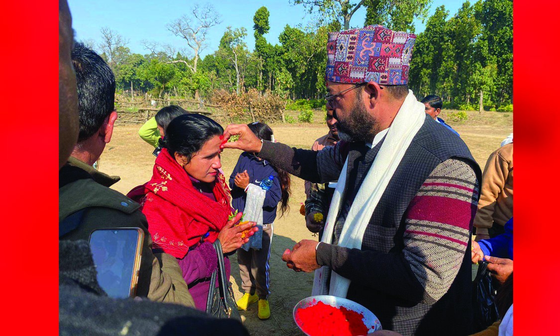 सन्तानेश्वर मन्दिरमा बढ्यो पर्यटनको चाप, गाँउपालिका अध्यक्ष शाहद्वारा भव्य स्वागत