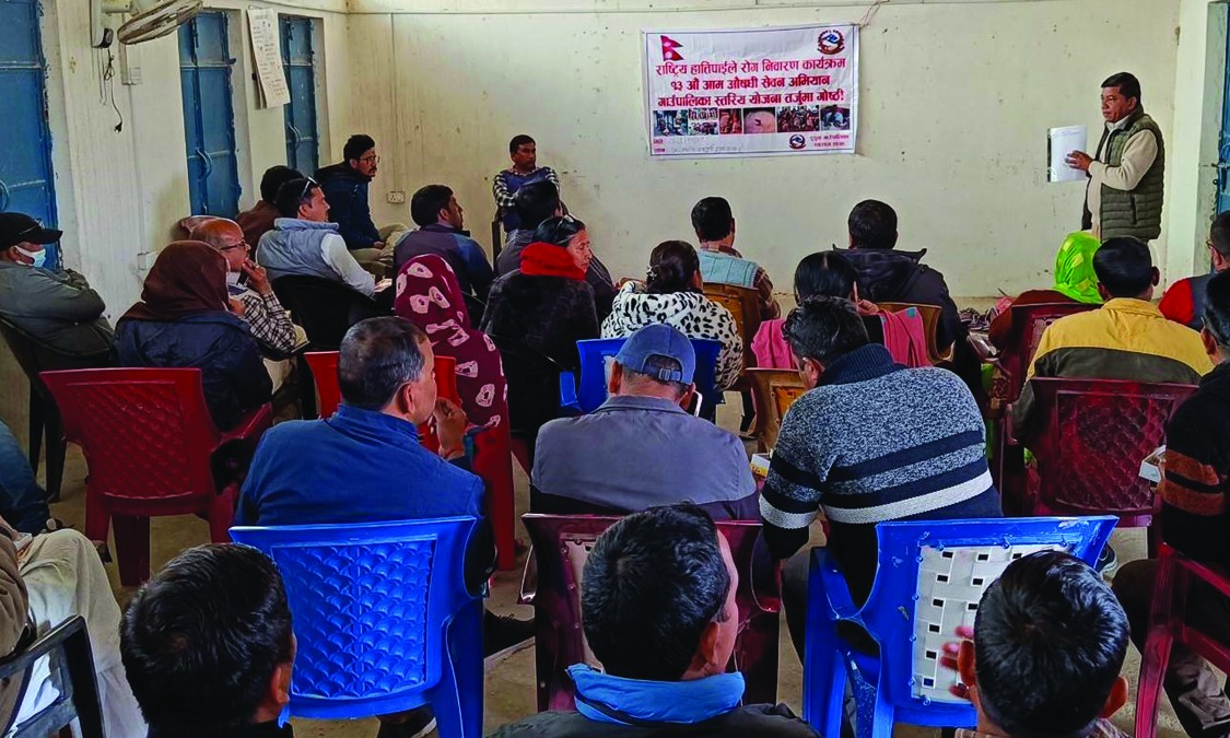 डुडुवामा हात्तीपाईले आमऔषधी सेवन अभियान शुरु