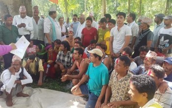 नेकपा परित्याग गरेर ३६ जना काँग्रेसमा प्रवेश
