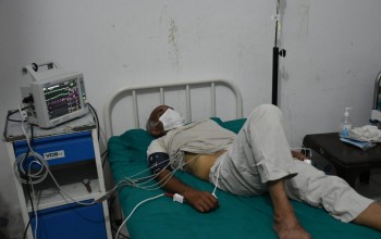 काठमाण्डौं जान नेपालगन्ज आइपुगेका डाक्टर केसी भेरी अस्पतालमा भर्ना